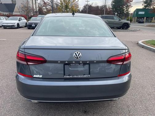 2021 Volkswagen Passat 2.0T S