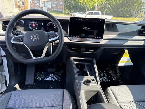 2025 Volkswagen Tiguan 2.0T SE 4MOTION