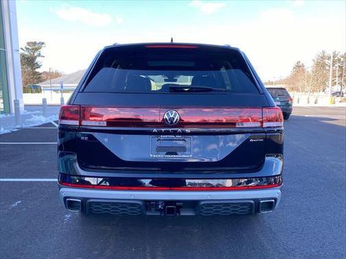 2025 Volkswagen Atlas 2.0T Peak Edition