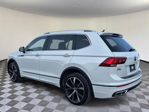 2023 Volkswagen Tiguan 2.0T SEL R-Line 4MOTION