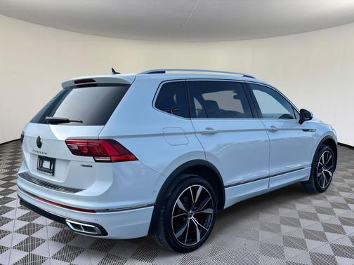 2023 Volkswagen Tiguan 2.0T SEL R-Line 4MOTION
