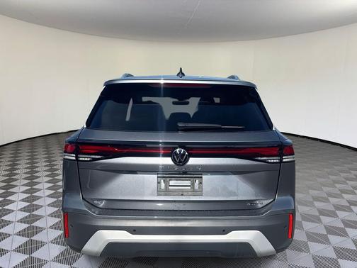 2025 Volkswagen Tiguan 2.0T SE 4MOTION