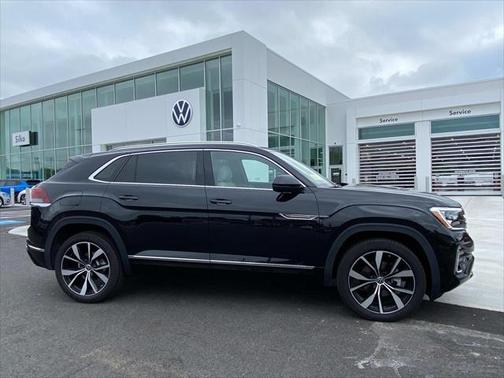 2025 Volkswagen Atlas Cross Sport 2.0T SEL Premium