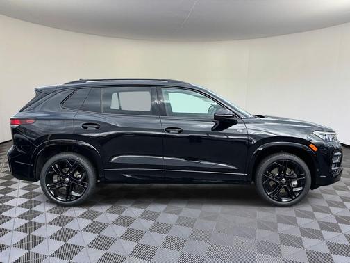 2026 Volkswagen Tiguan 2.0T SE R-Line Black 4MOTION