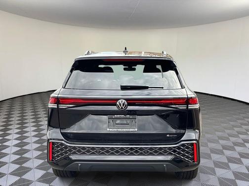 2026 Volkswagen Tiguan 2.0T SE R-Line Black 4MOTION