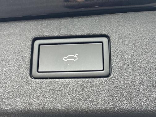 2026 Volkswagen Tiguan 2.0T SE R-Line Black 4MOTION