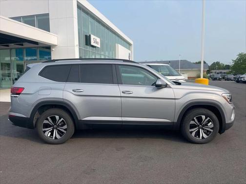 2025 Volkswagen Atlas 2.0T SE