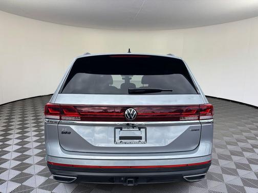 2025 Volkswagen Atlas 2.0T SE w/Technology 4MOTION