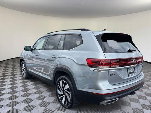 2025 Volkswagen Atlas 2.0T SE w/Technology 4MOTION