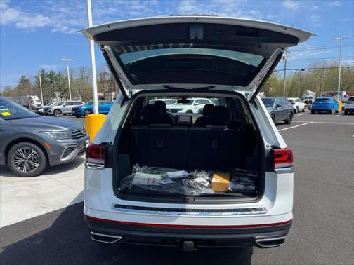 2025 Volkswagen Atlas 2.0T SEL
