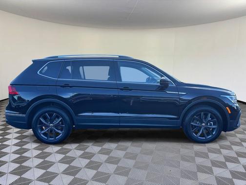 2024 Volkswagen Tiguan 2.0T SE 4MOTION