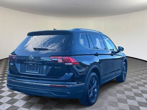 2024 Volkswagen Tiguan 2.0T SE 4MOTION