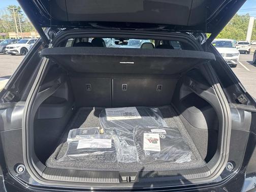 2025 Volkswagen Tiguan 2.0T SEL R-Line 4MOTION