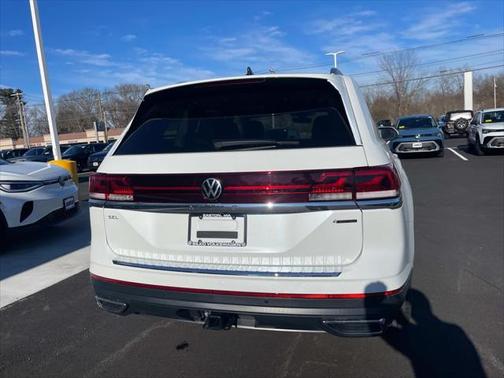 2025 Volkswagen Atlas 2.0T SEL
