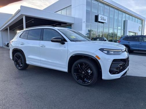 2025 Volkswagen Tiguan 2.0T SE R-Line Black 4MOTION