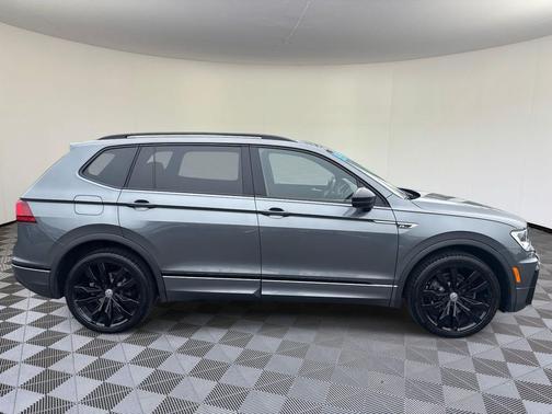 2020 Volkswagen Tiguan 2.0T SE R-Line Black 4MOTION