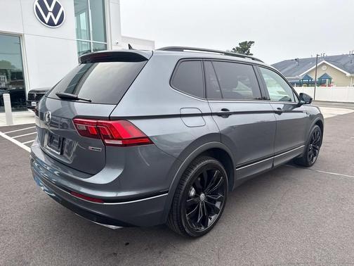 2020 Volkswagen Tiguan 2.0T SE R-Line Black 4MOTION