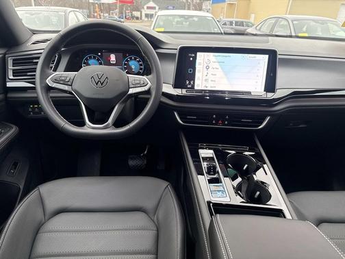 2026 Volkswagen Atlas Cross Sport 2.0T SEL