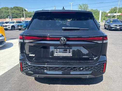 2025 Volkswagen Tiguan 2.0T SE R-Line Black 4MOTION