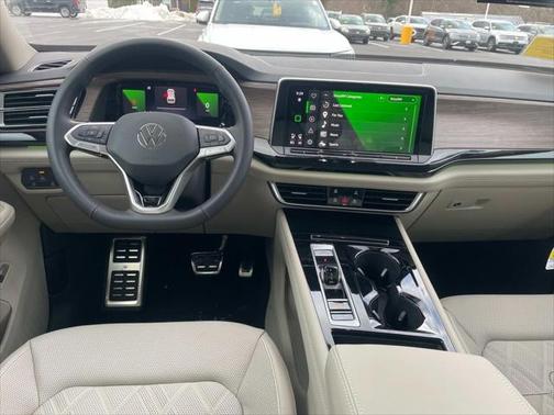 2025 Volkswagen Atlas 2.0T SEL Premium R-Line 4MOTION