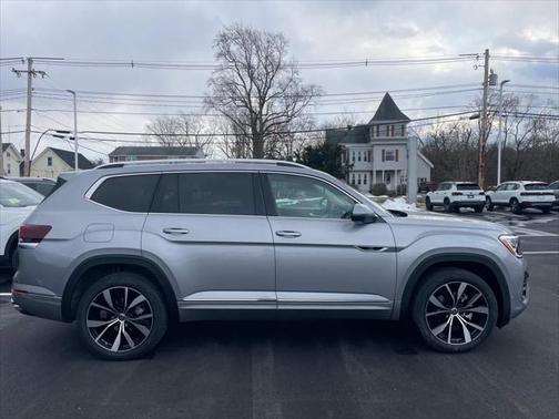 2025 Volkswagen Atlas 2.0T SEL Premium R-Line 4MOTION