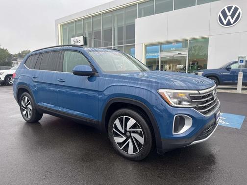 2025 Volkswagen Atlas 2.0T SE w/Technology 4MOTION