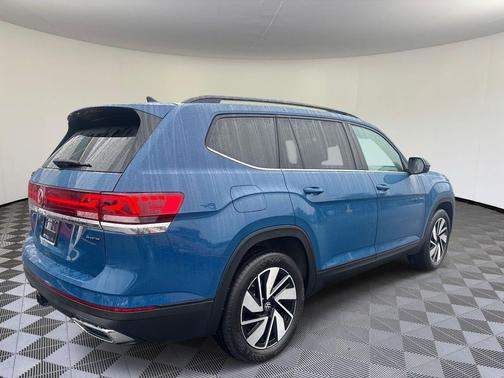 2025 Volkswagen Atlas 2.0T SE w/Technology 4MOTION