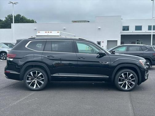 2025 Volkswagen Atlas 2.0T SEL Premium R-Line 4MOTION