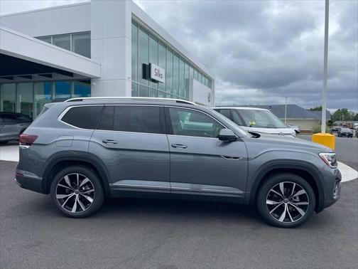 2025 Volkswagen Atlas 2.0T SEL Premium R-Line 4MOTION