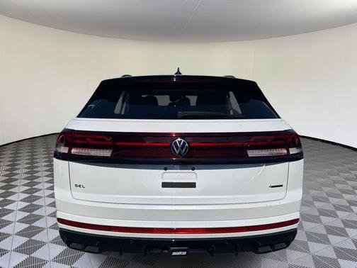 2026 Volkswagen Atlas Cross Sport 2.0T SEL