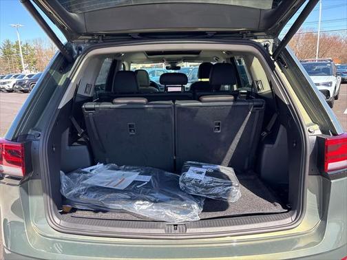 2025 Volkswagen Atlas 2.0T Peak Edition