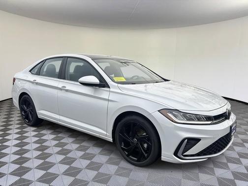 2026 Volkswagen Jetta 1.4T SE