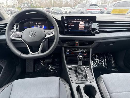 2026 Volkswagen Jetta 1.4T SE