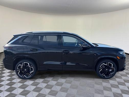 2025 Volkswagen Tiguan 2.0T SEL R-Line 4MOTION