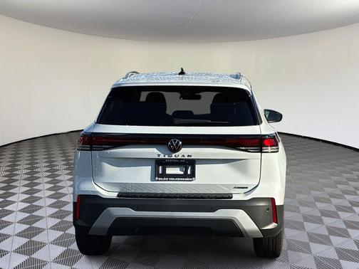 2026 Volkswagen Tiguan 2.0T S 4MOTION