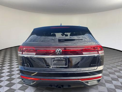 2026 Volkswagen Atlas Cross Sport 2.0T SE w/Technology 4MOTION