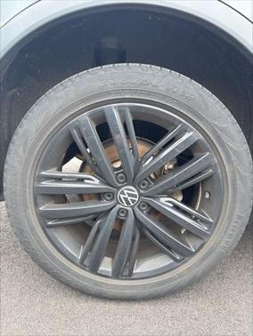 2022 Volkswagen Tiguan 2.0T SE R-Line Black 4MOTION