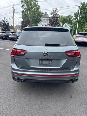 2022 Volkswagen Tiguan 2.0T SE R-Line Black 4MOTION