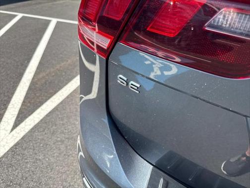 2022 Volkswagen Tiguan 2.0T SE R-Line Black 4MOTION