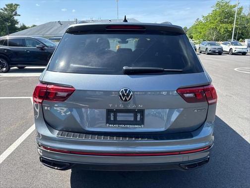 2022 Volkswagen Tiguan 2.0T SE R-Line Black 4MOTION