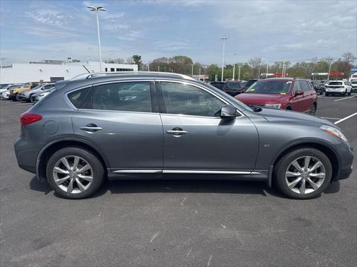 2017 INFINITI QX50 Base