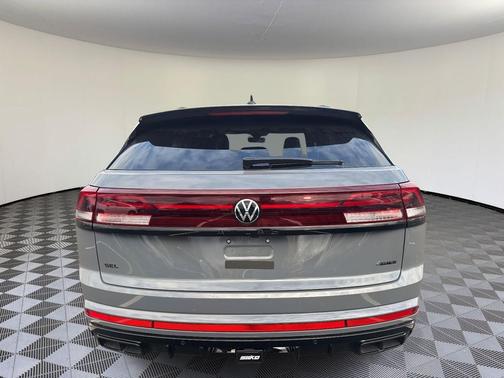 2026 Volkswagen Atlas Cross Sport 2.0T SEL