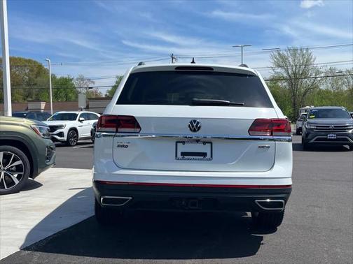 2022 Volkswagen Atlas 3.6L SE w/Technology