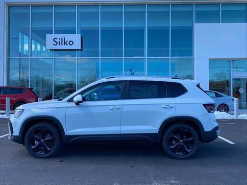 2025 Volkswagen Taos 1.5T SEL