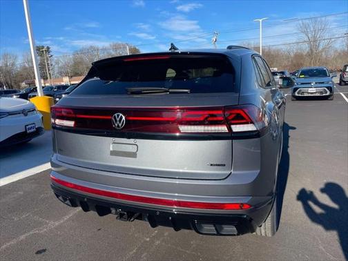 2025 Volkswagen Atlas Cross Sport 2.0T SEL