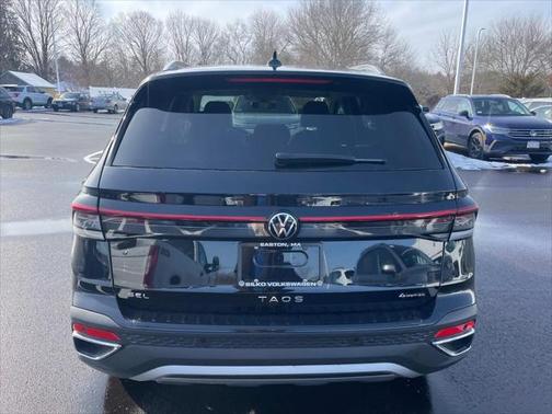 2025 Volkswagen Taos 1.5T SEL