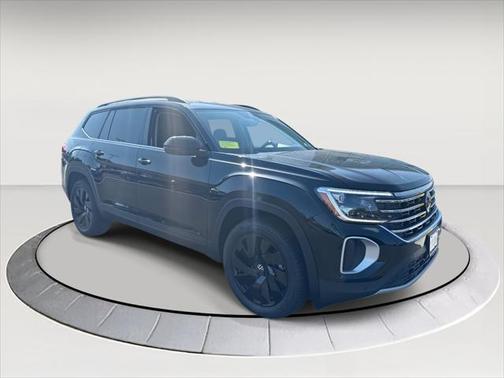 2025 Volkswagen Atlas 2.0T SE w/Technology 4MOTION