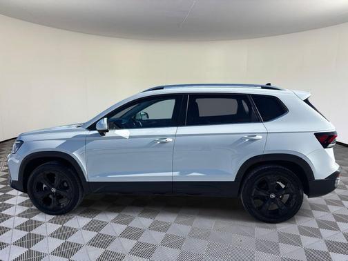 2025 Volkswagen Taos 1.5T SEL