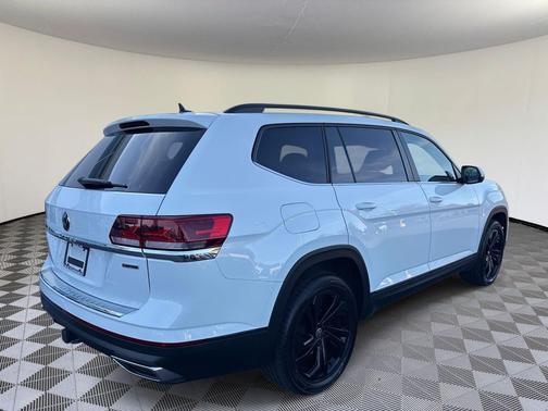 2022 Volkswagen Atlas 3.6L SE w/Technology