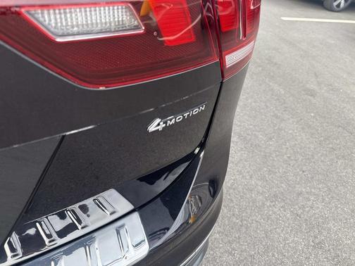 2022 Volkswagen Tiguan 2.0T SE 4MOTION